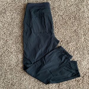 Athleta Trekkie Jogger Pants